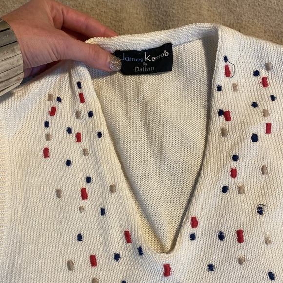 Sweet Preppy Sweater Vest - Picture 2 of 3